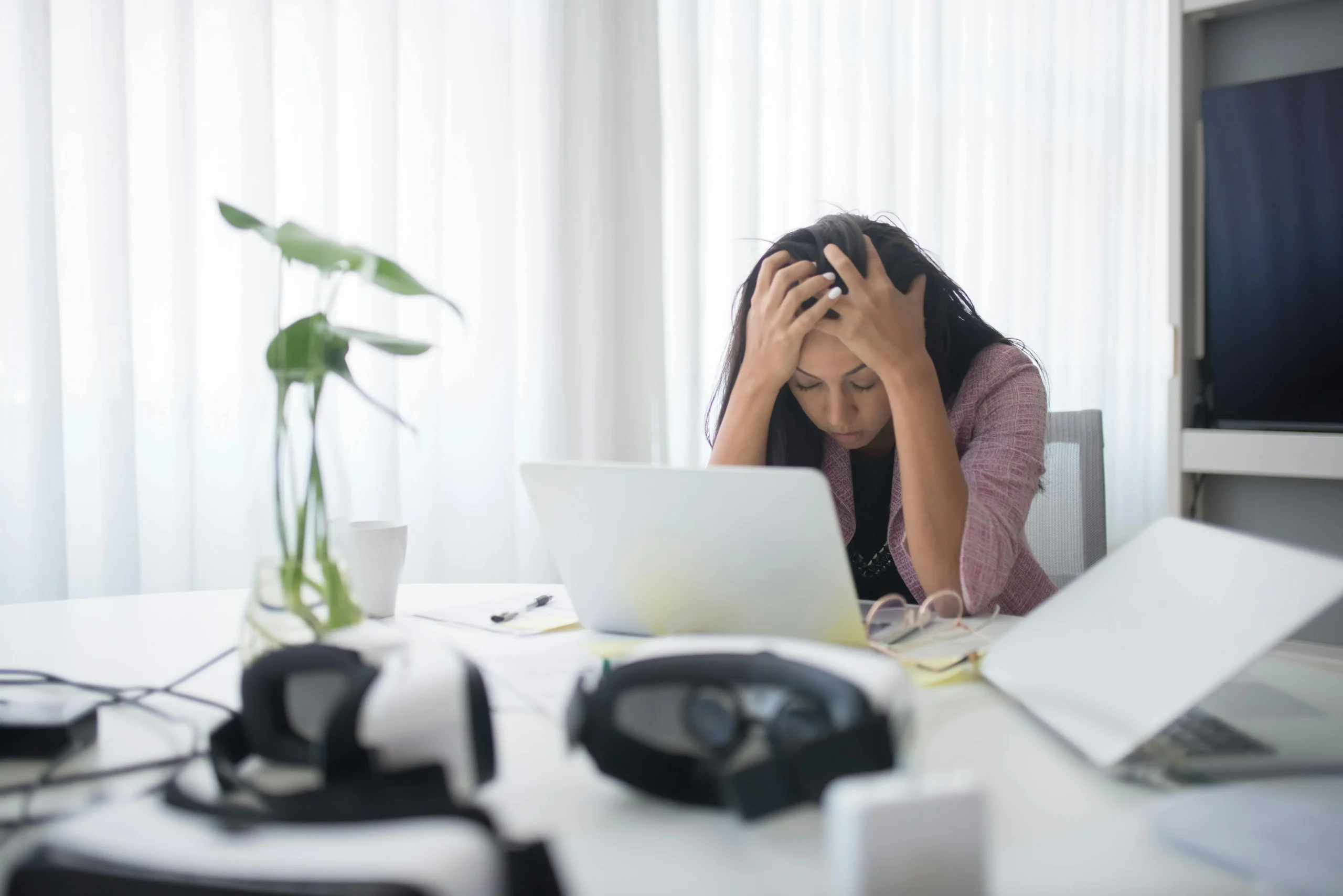 Emotional-Boundaries-at-Work-Why-and-How-to-Set-Them
